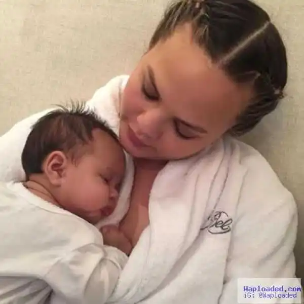 So much love! Adorable new photos of Chrissy Teigen & baby Luna